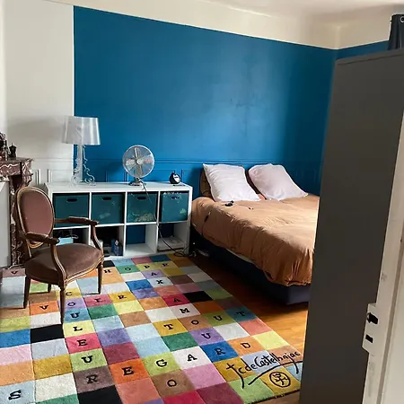 Guest In A Setting לינה וארוחת בוקר